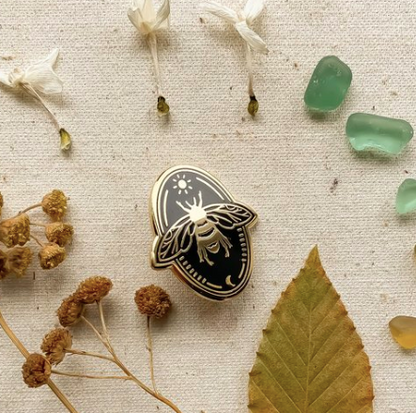 Bee - Enamel Pin