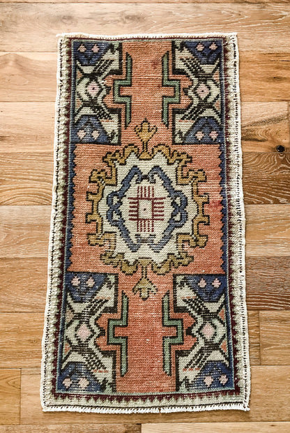 Violet Vintage Rug