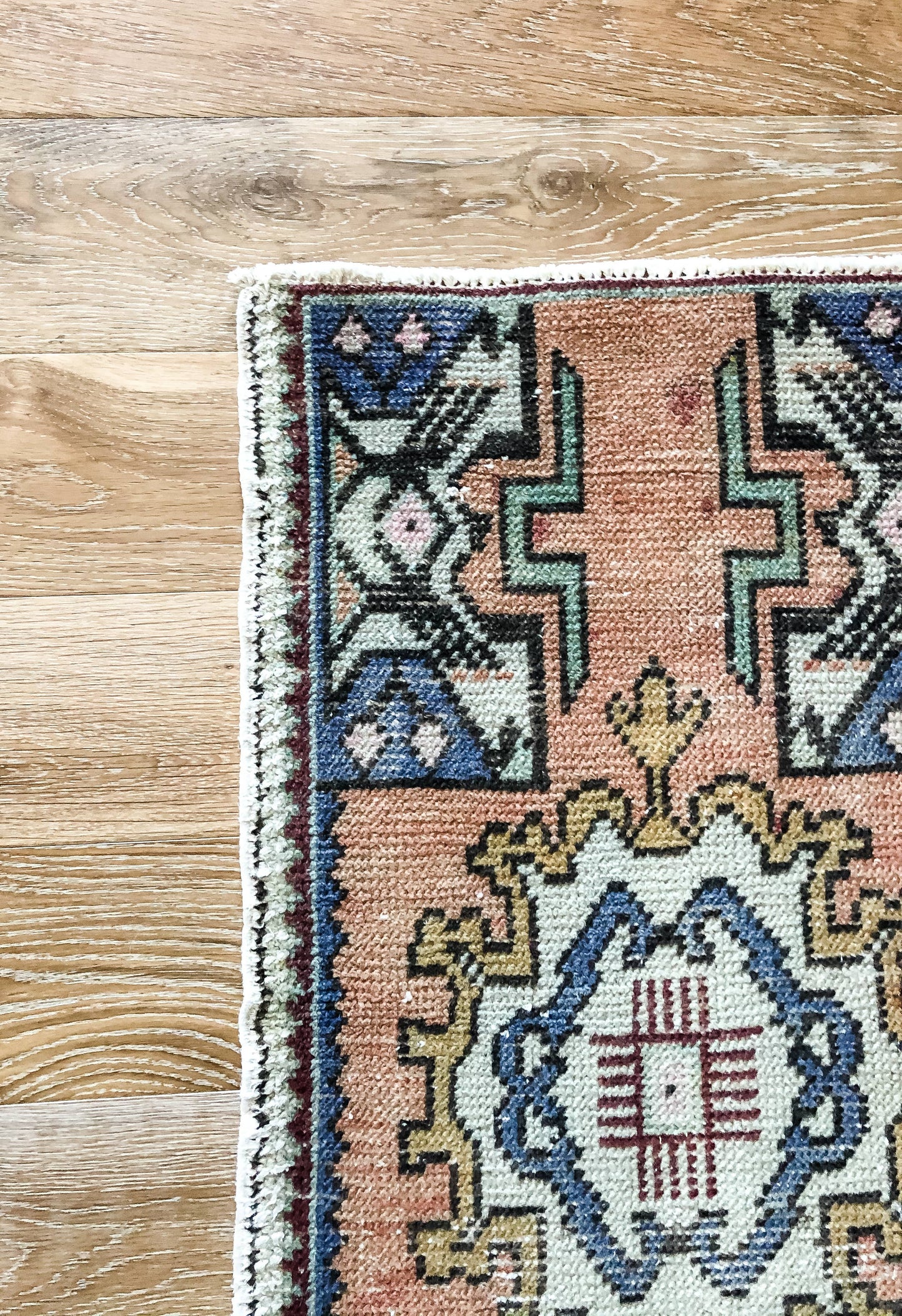 Violet Vintage Rug
