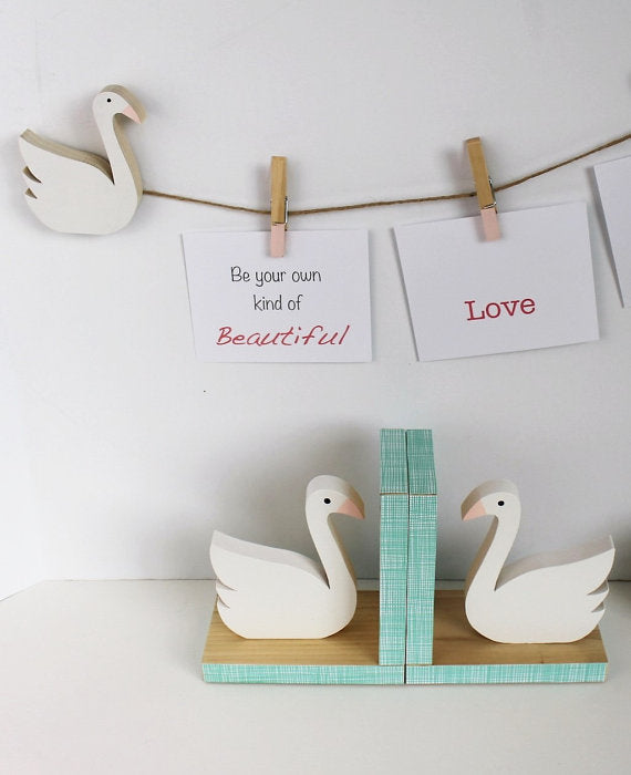 Swan Art Display